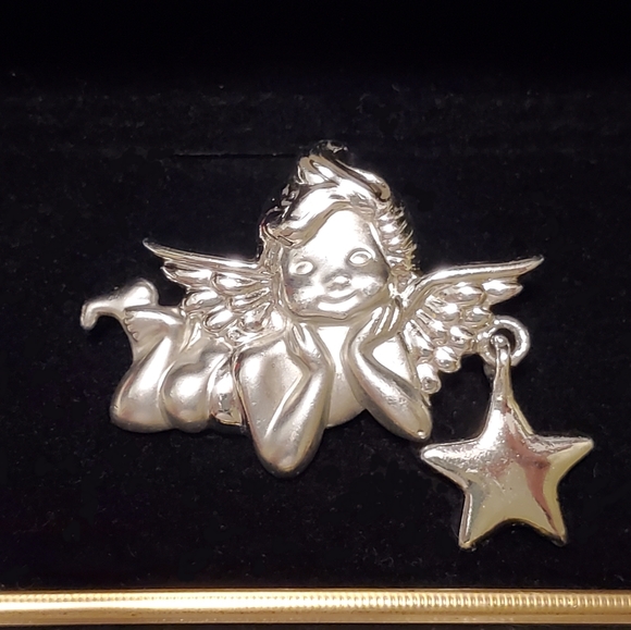 ❗️3/30$ Cute Vintage Brooch SIGNED A.J.C. Angel With Star ~ Brooch Silver Tone - Picture 1 of 5
